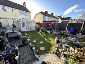 Photo 27- click for photo gallery